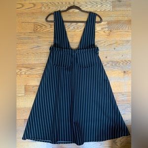 Jade&Cloud Midi Dress. Size Large. Colors are Black and White.